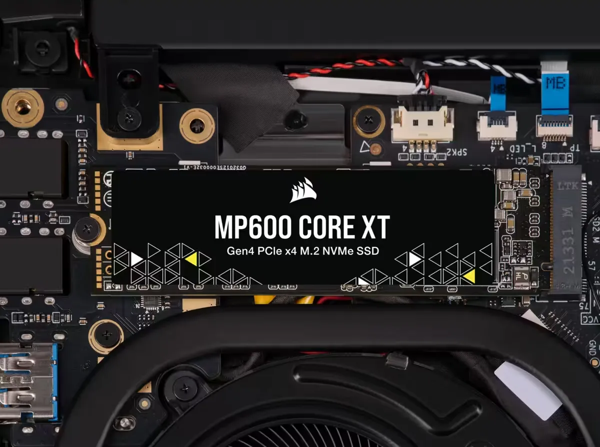 Corsair MP600 CORE XT 4 Tt, PCIe 4.0, M.2 -SSD-levy