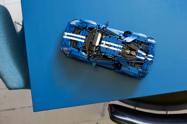 Lego Technic 2022 Ford GT 42154