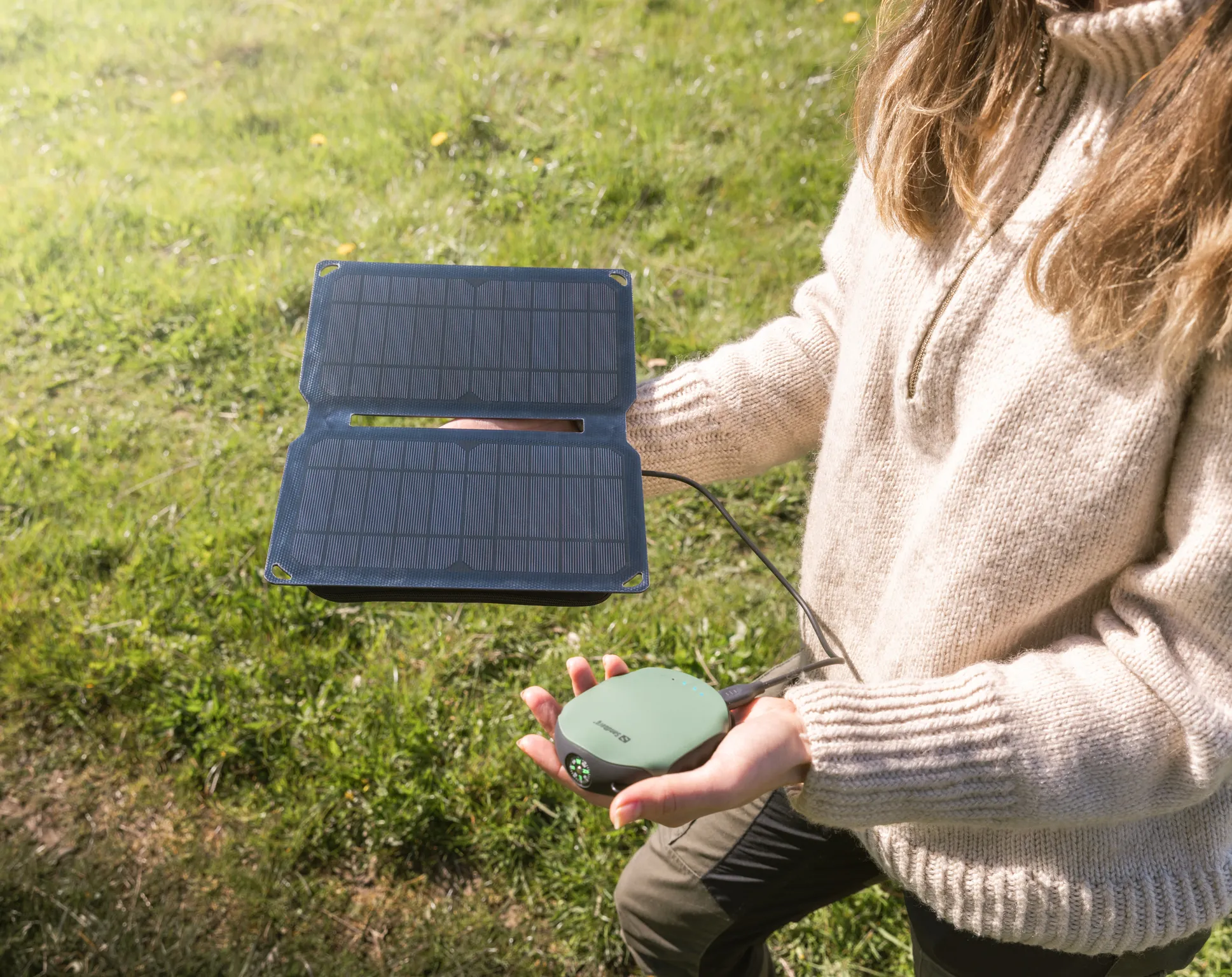 Sandberg Solar Charger 10W  - solar panel, Black