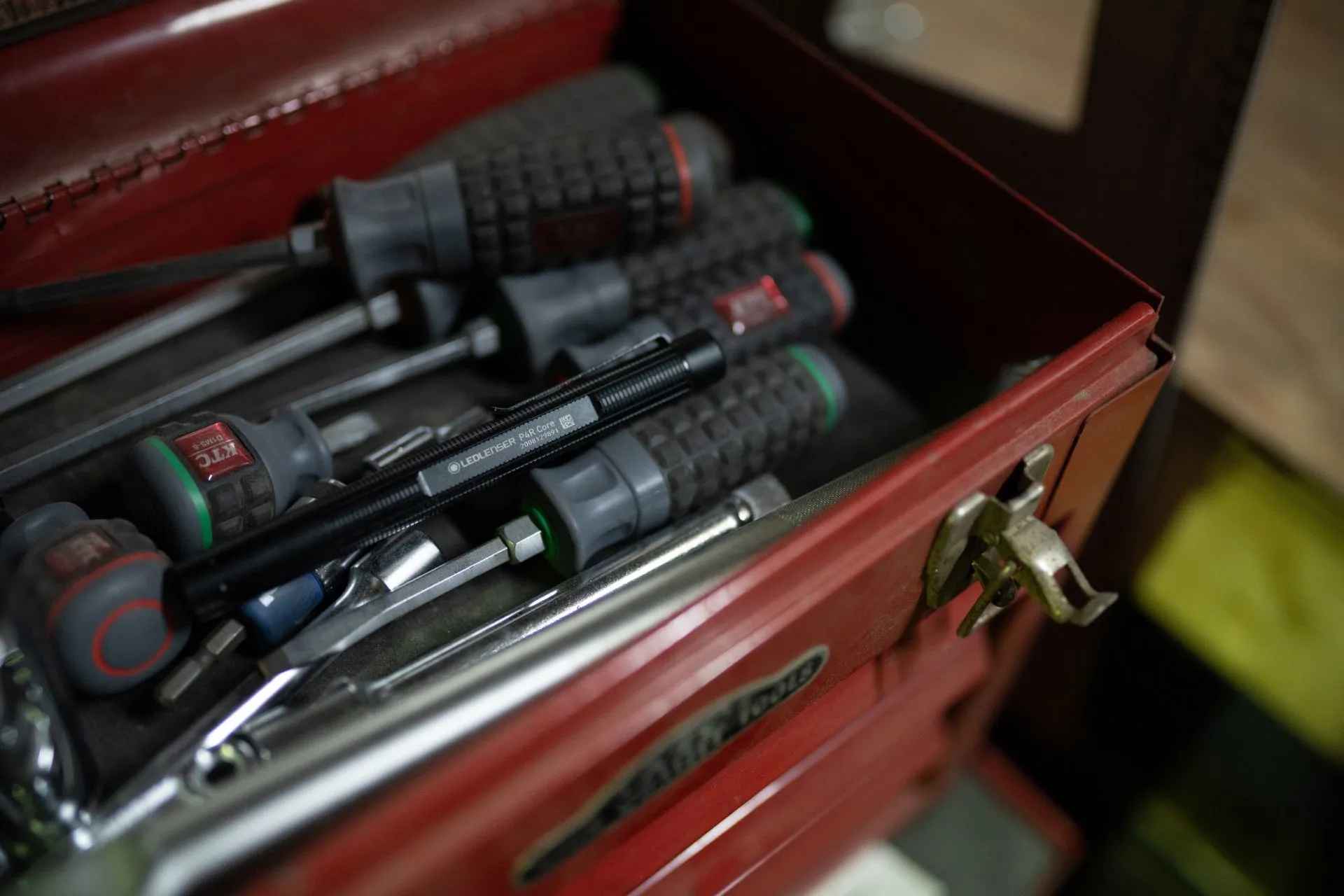 Ledlenser Flashlight P4R Core - 502177