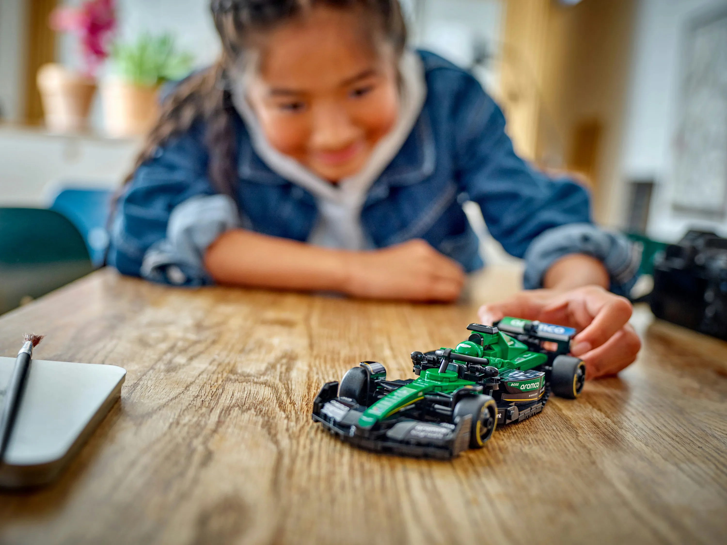LEGO Speed Champions Aston Martin Aramco F1 AMR24 77245