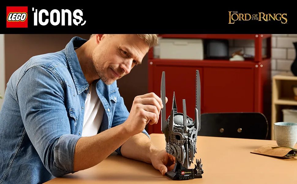 LEGO Icons The Lord of the Rings: Saurons hj&auml;lm 11373