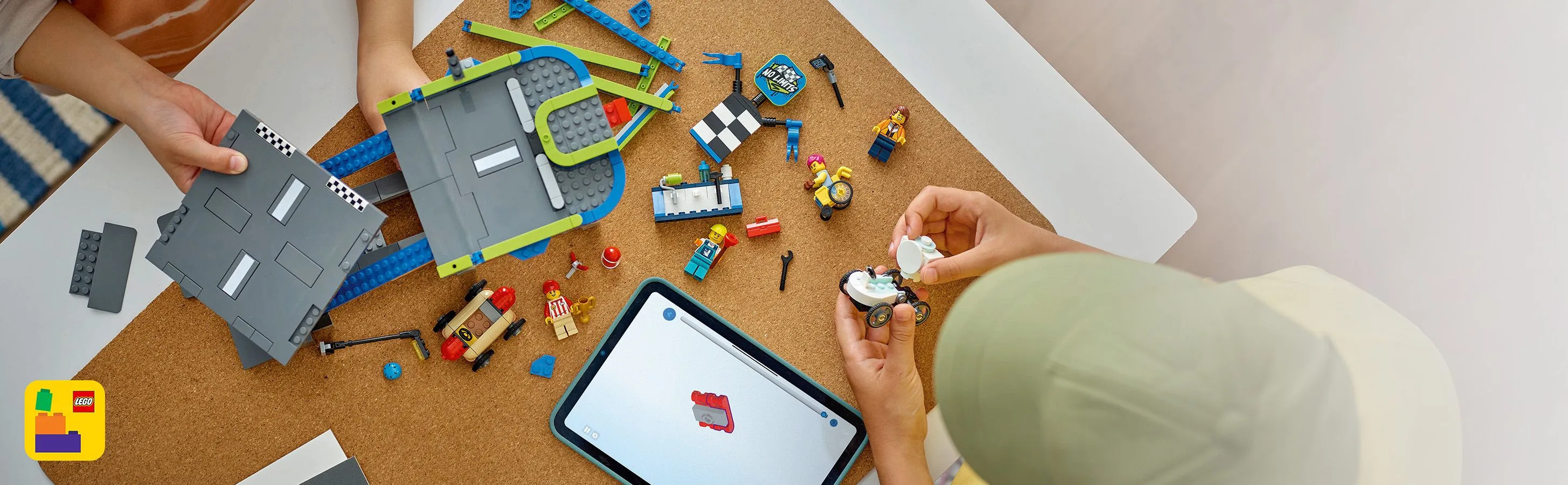 LEGO City Utan gr&auml;nser: Racerbil rampbana 60460