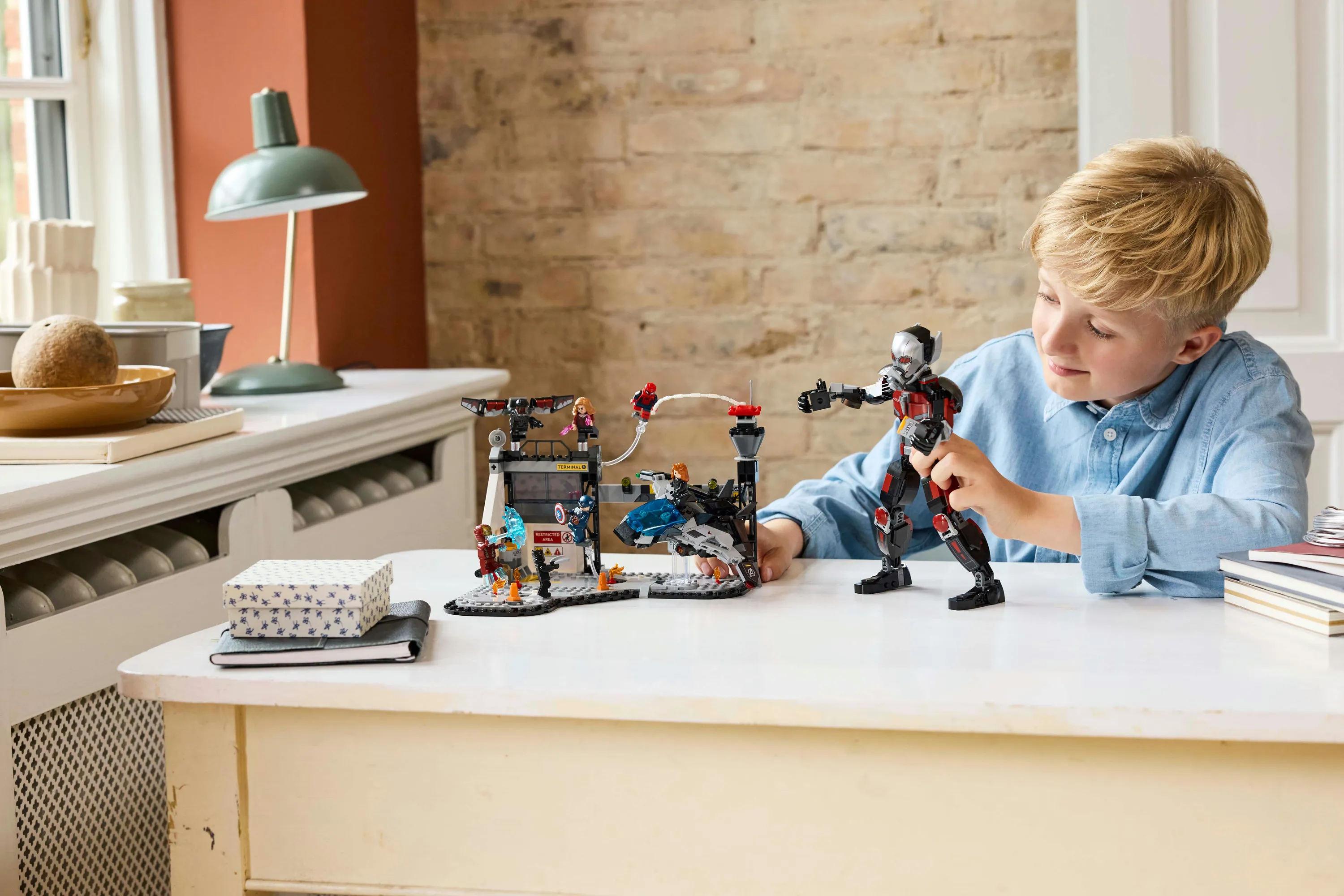 LEGO Marvel Captain America: Civil War Toimintataistelu 76314