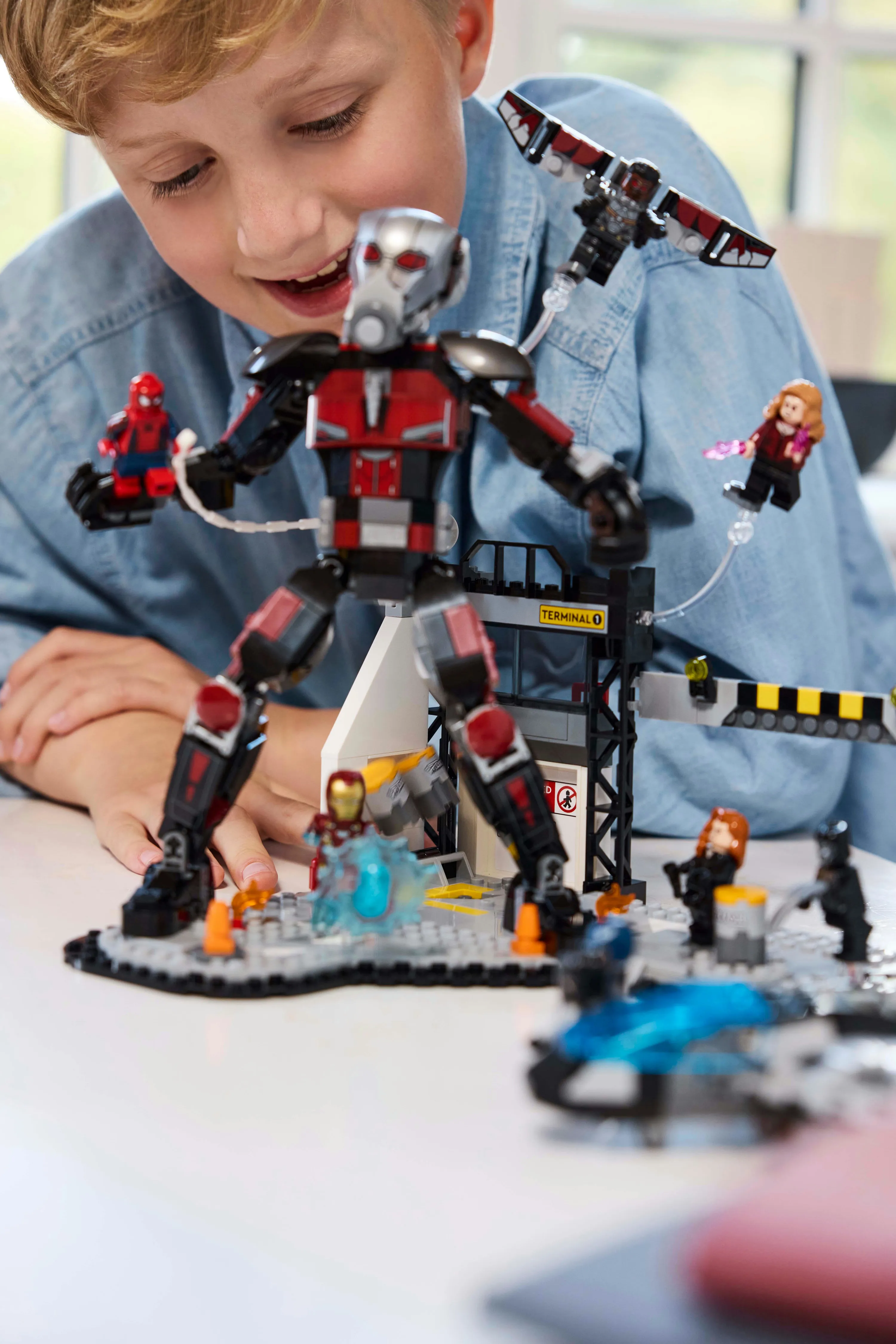 LEGO Marvel Captain America: Civil War Toimintataistelu 76314