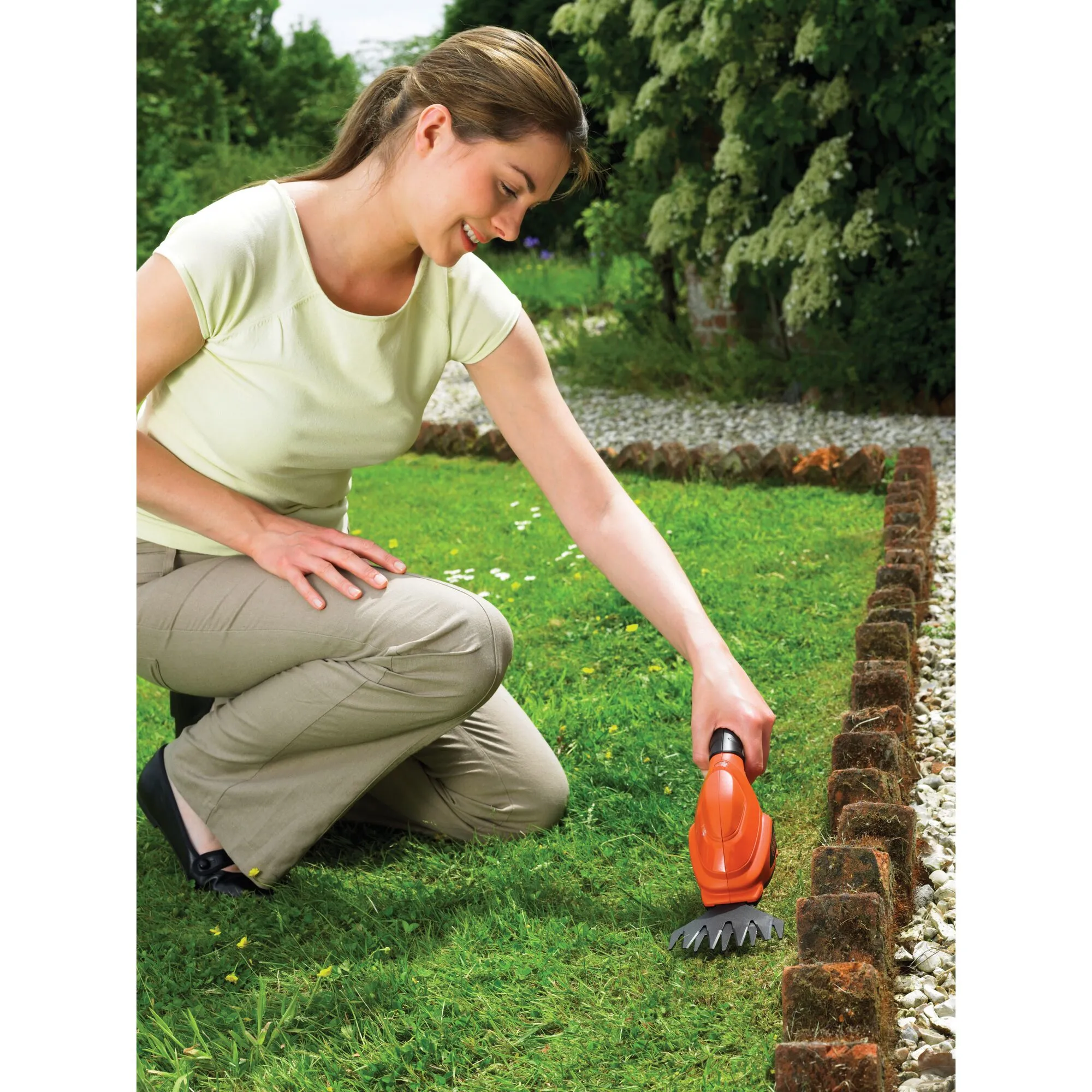 Black&Decker GSL200-QW - batteridrive grästrimmer