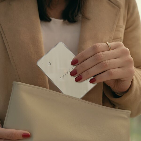 Satechi Find My Wallet Card - tracker, Sand