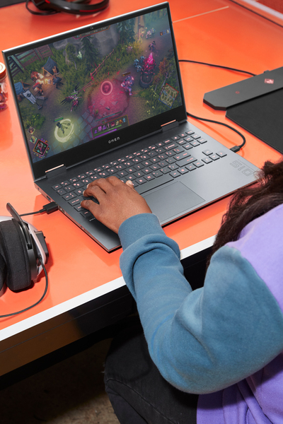 HP Omen Pad 100 M -pelihiirimatto, 360x300 mm, Musta