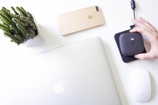 ZENS Powerbank QI Tr&aring;dl&ouml;s 5200mAh Laddar och Laddas Tr&aring;dl&ouml;st Svart