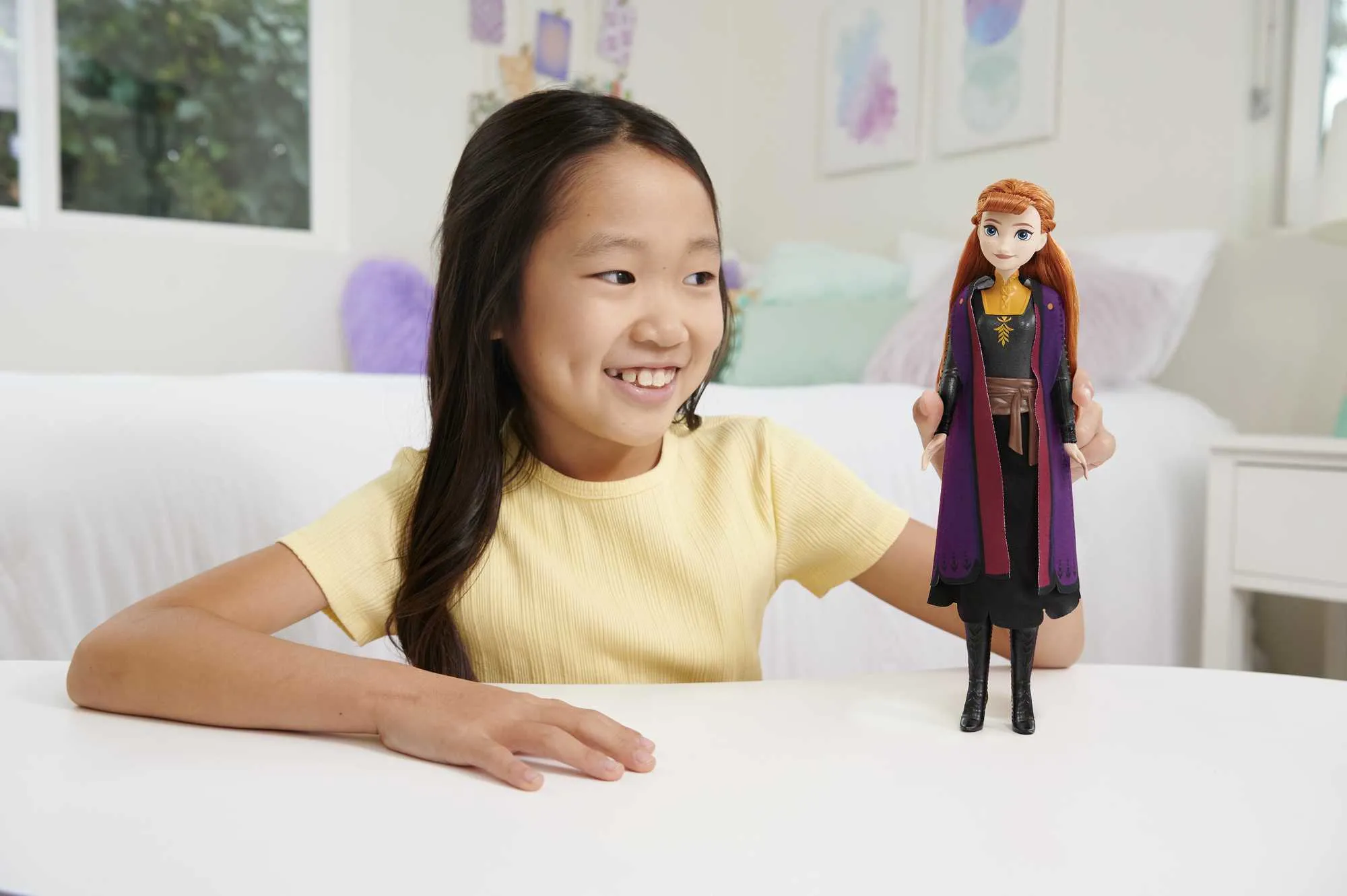 Mattel Disney Frozen Anna (Outfit Film 2) Doll
