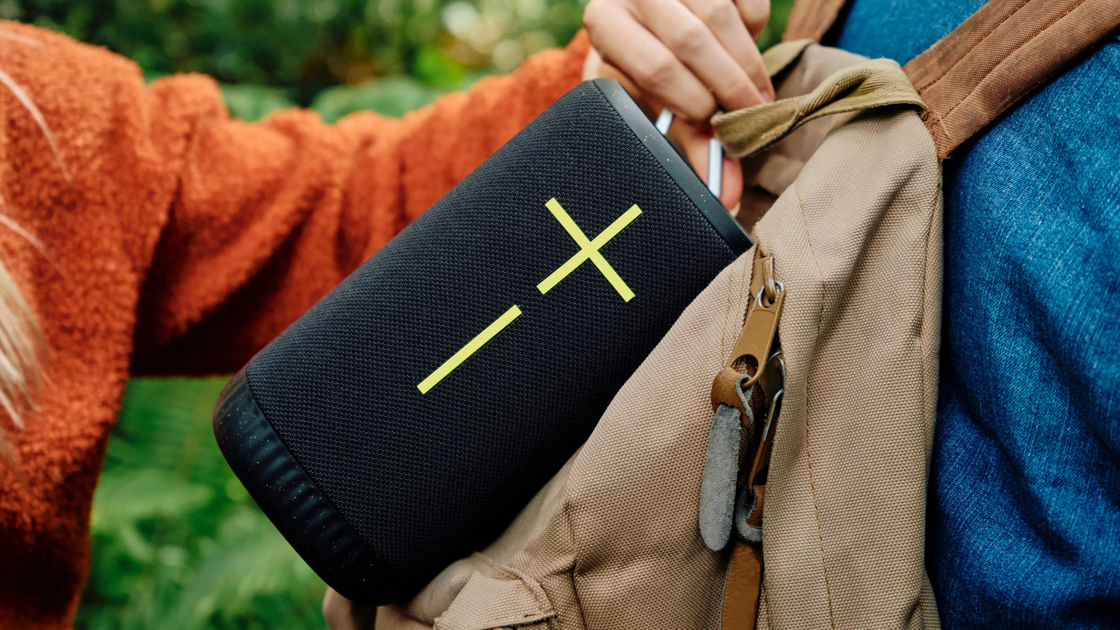 Ultimate Ears EVERBOOM 2.0 Bluetooth Portable speaker, Charcoal Black