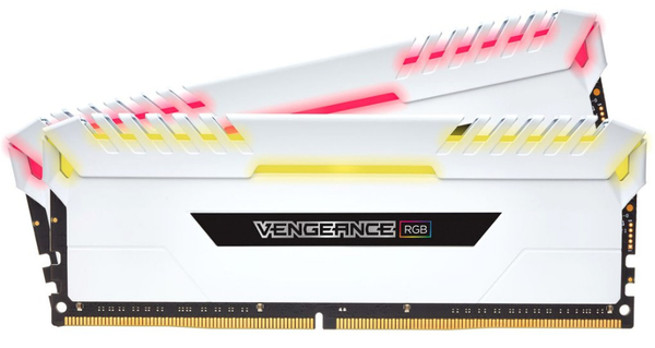 Corsair 32GB (4x8GB) Vengeance RGB, DDR4 3200MHz - White