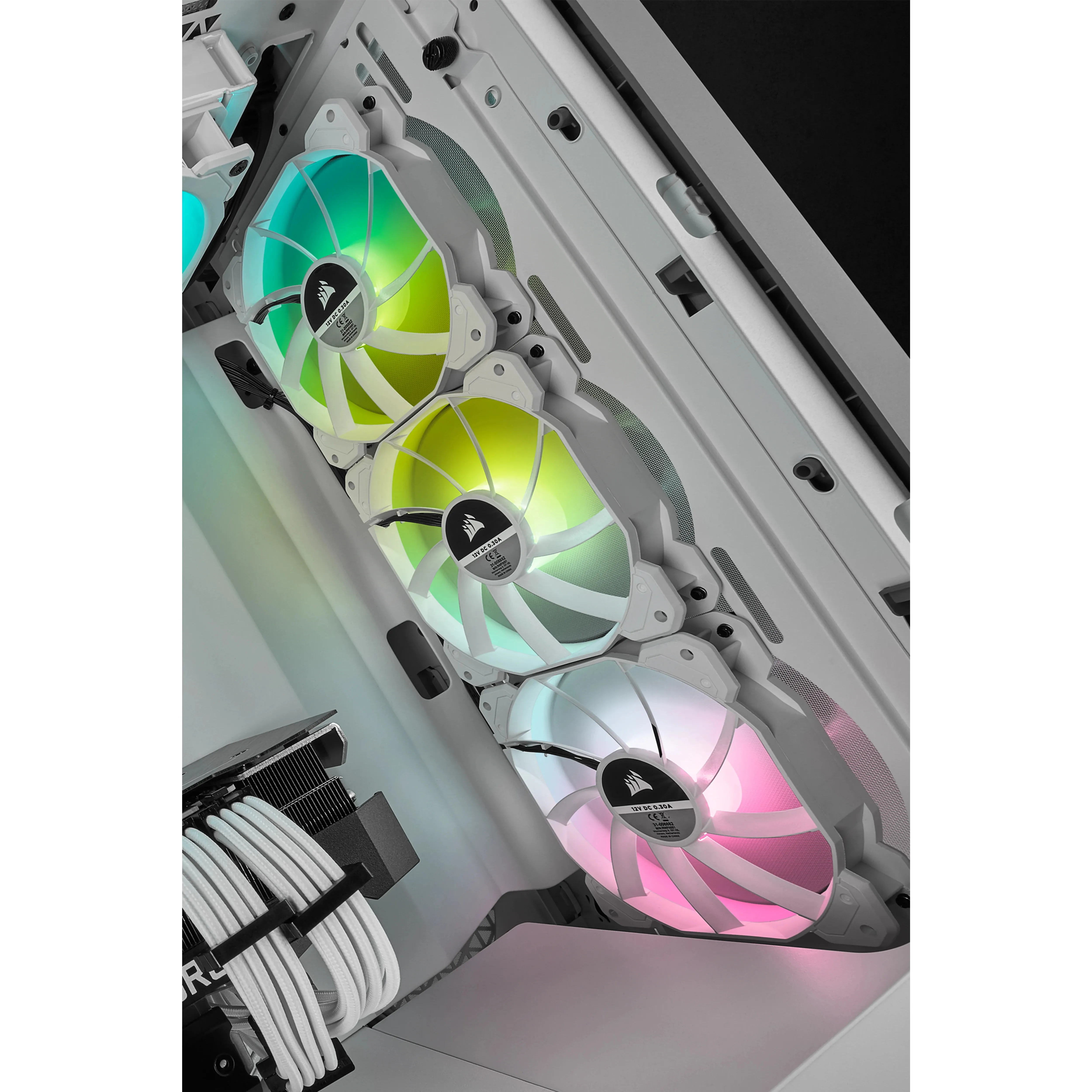 Corsair White SP120 RGB Elite RGB Led Fan 120mm, w/ AirGuide + Lightning Node CORE, 3-Pack