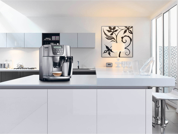 Delonghi Magnifica ESAM 4500S - espresso machine, Silver