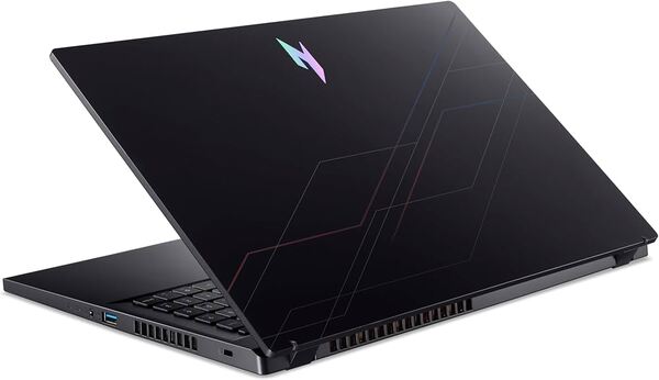 Acer Nitro V 15 15.6" i9-13900H, 32GB, 1TB, RTX 5060 8GB, Win 11 Home - Gaming Notebook, Black
