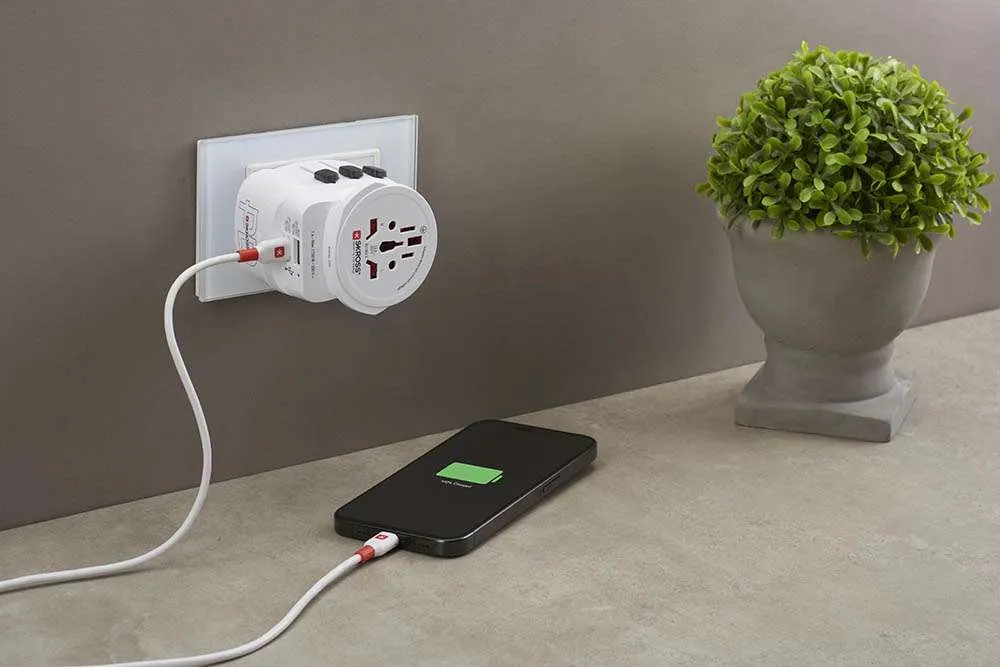 SKROSS PRO Light USB AC45PD World - Travel adapter, White