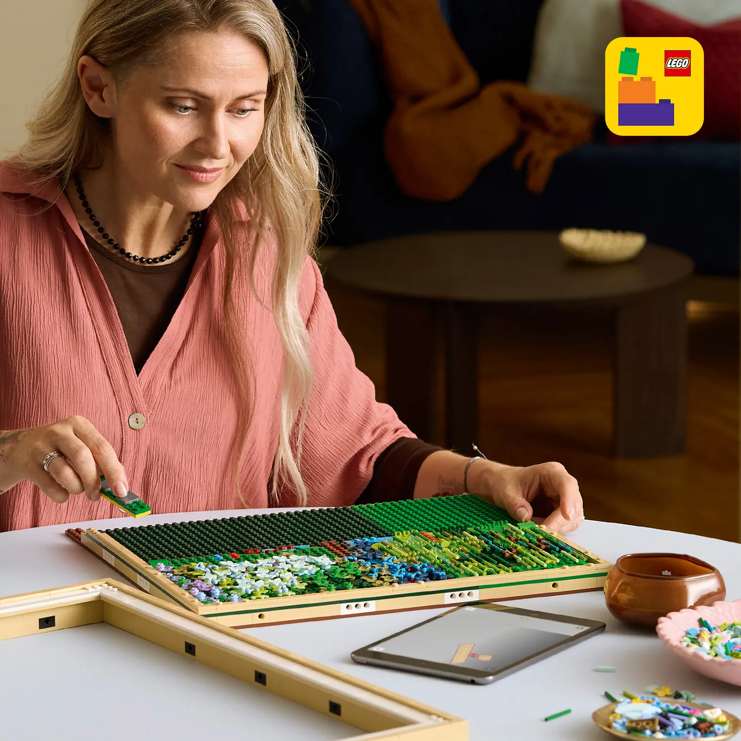 LEGO Art Claude Monet &ndash; Bridge over a Pond of Water Lilies 31220