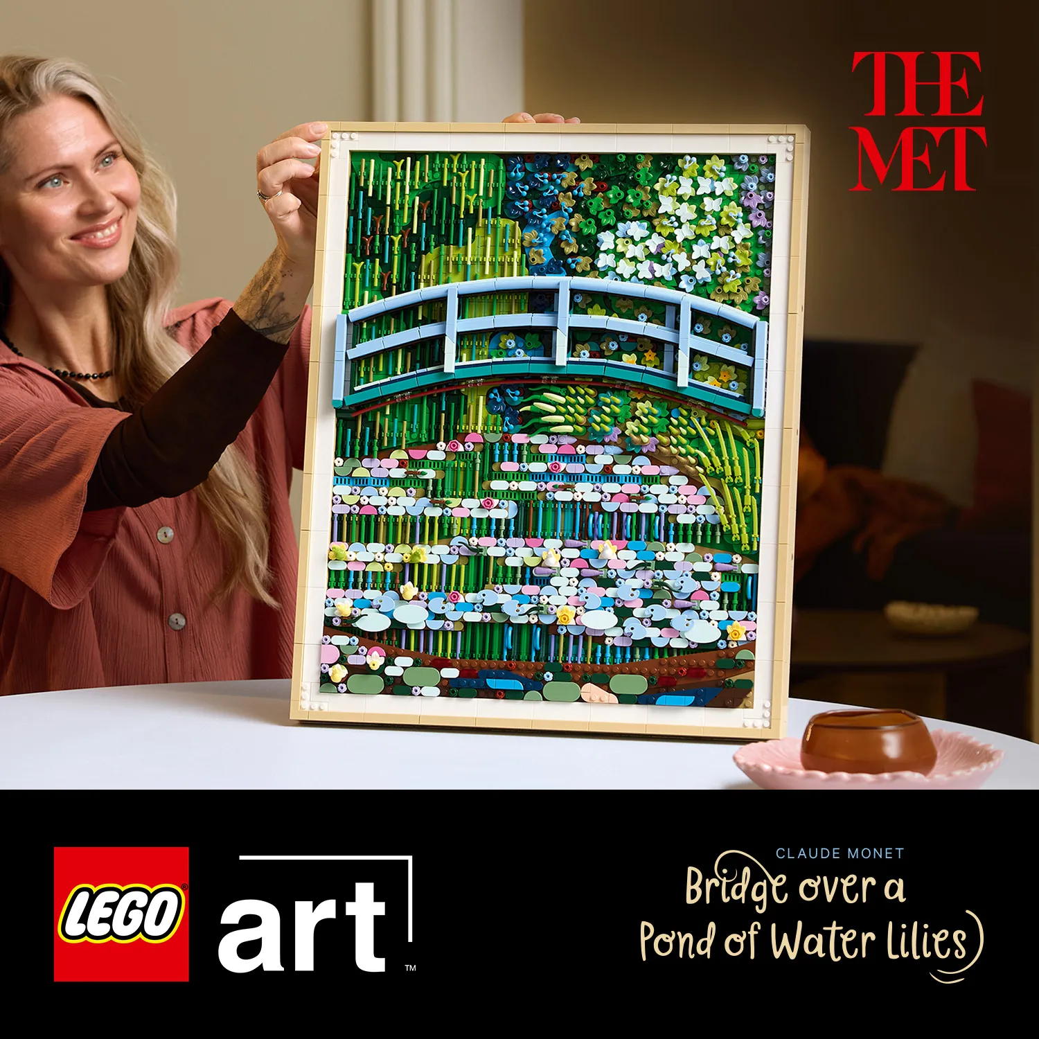 LEGO Art Claude Monet &ndash; Bridge over a Pond of Water Lilies 31220