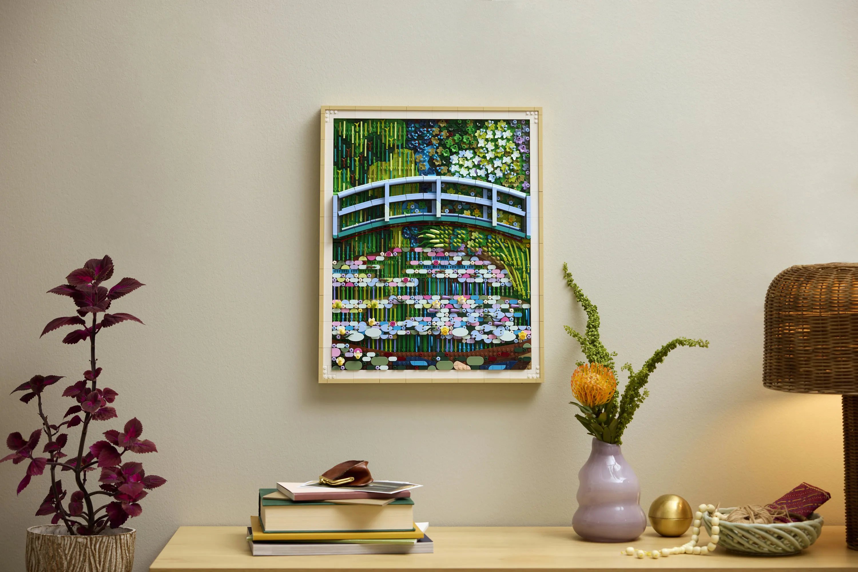 LEGO Art Claude Monet &ndash; Bridge over a Pond of Water Lilies 31220