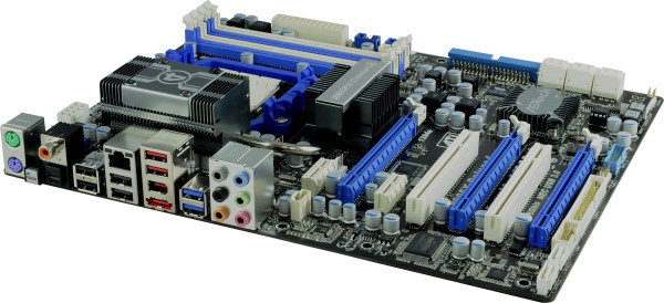 ASRock 890FX Deluxe4 ATX-emolevy