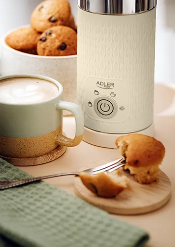Adler AD 4495 Electric Milk Frother and Heater - Beige