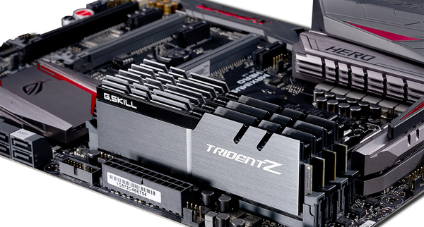 G.SKILL Trident Z 64 Gt (4 x 16 Gt) DDR4 3200 MHz, CL16 -muisti, harmaa/musta (XMP)