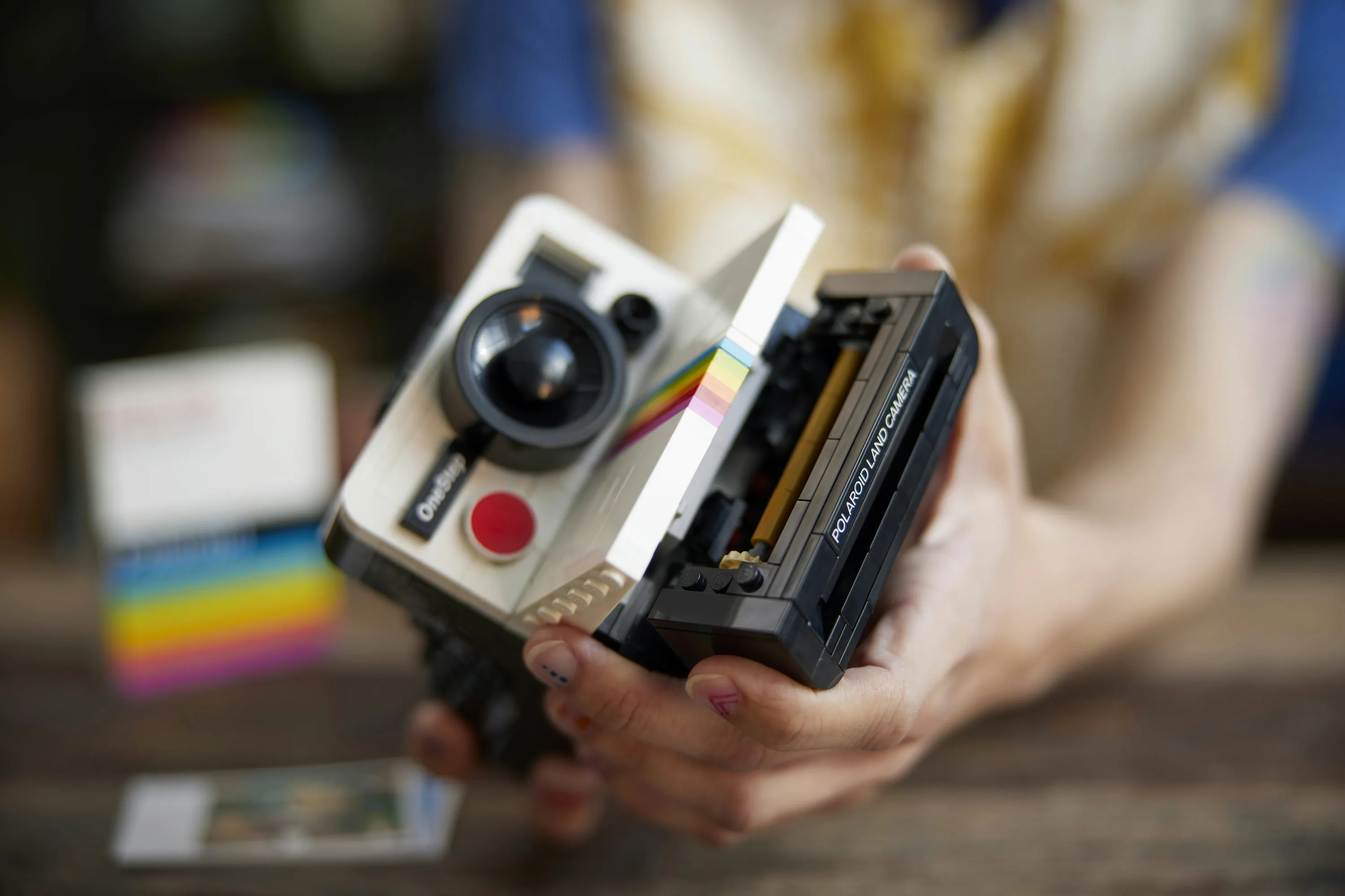 LEGO Ideas Polaroid OneStep SX-70 Camera 21345