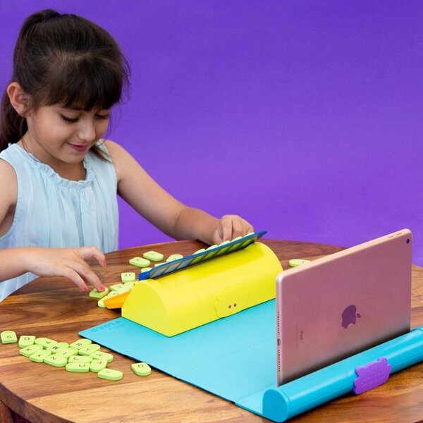 Shifu Plugo: Letters (English) - An alphabet kit that goes beyond word-building