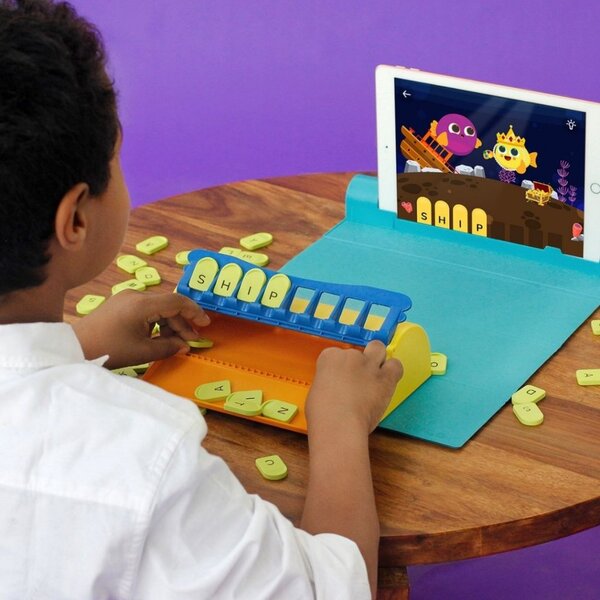 Shifu Plugo: Letters (English) - An alphabet kit that goes beyond word-building