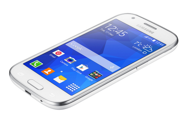 Samsung GALAXY Ace 4 - SM-G357FZ - 4G - microSDXC paikka - 4.3&quot; - 800 x 480 pikseli&auml; - Super AMOLED - 5 megapikseli&auml; ( 1.3Mpix front camera ) - Android - valkoi