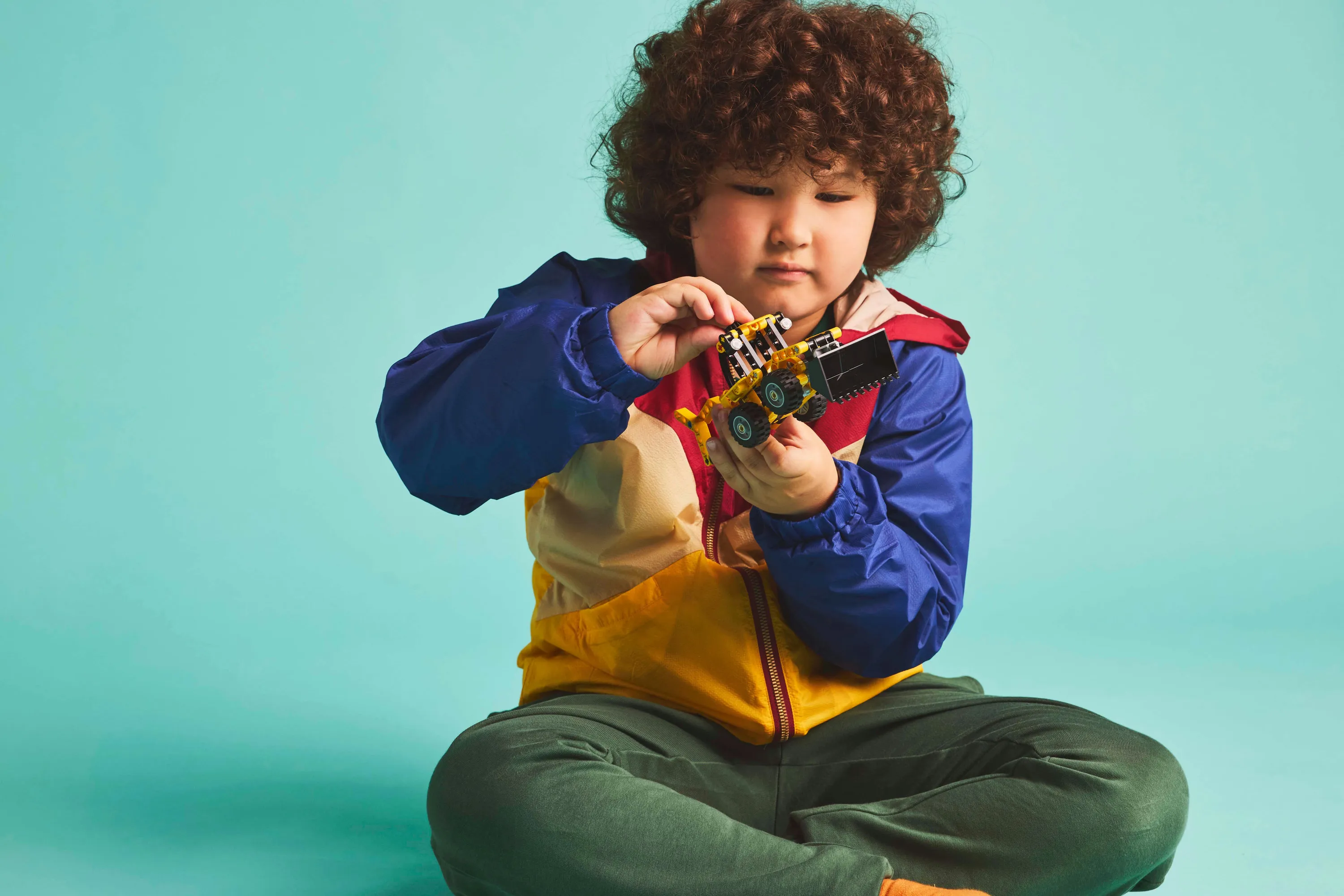 LEGO Technic Traktorikaivuri 42197