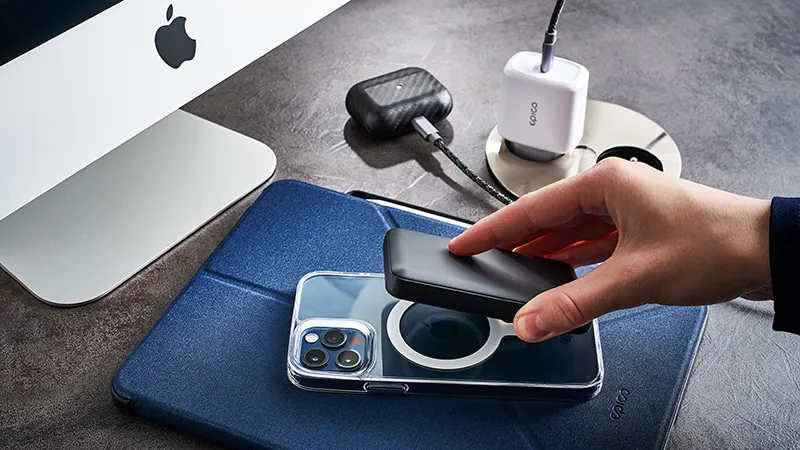 Epico Magnetic Wireless -varavirtalähde, 5 000 mAh, MagSafe, Musta
