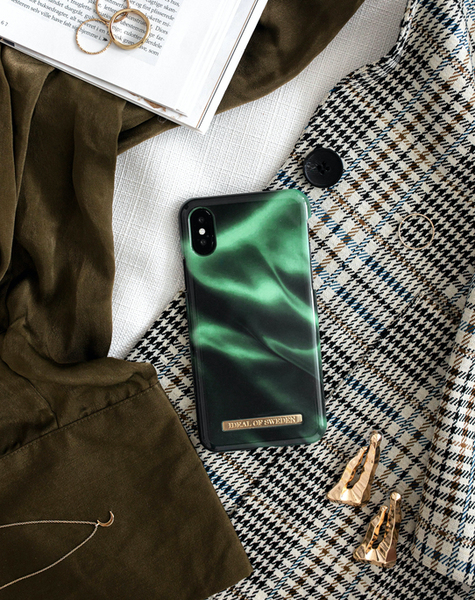 iDeal of Sweden Fashion Case, iPhone 11/XR - Case, Emerald Satin