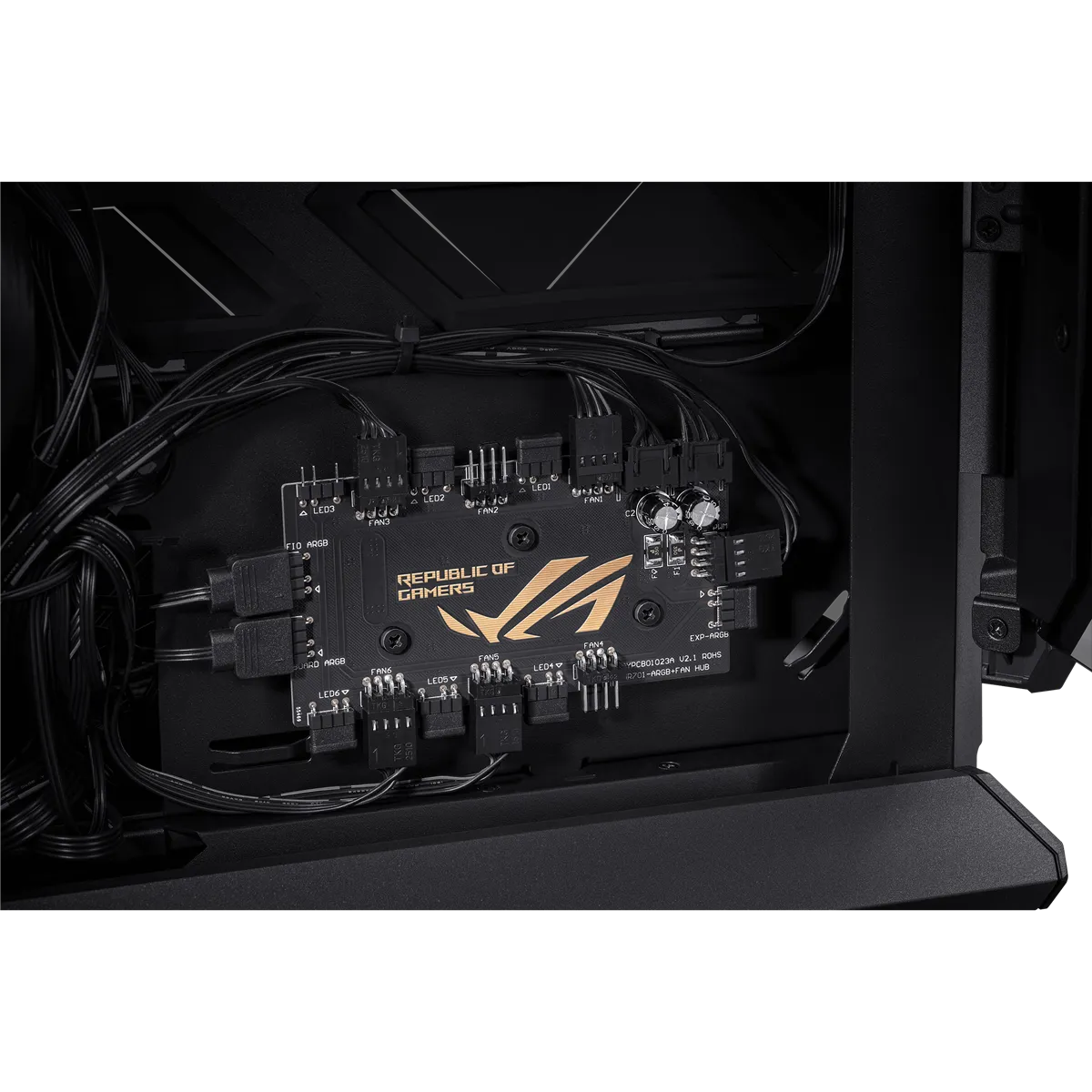 Asus ROG Hyperion GR702 BTF Edition -full-tornikotelo