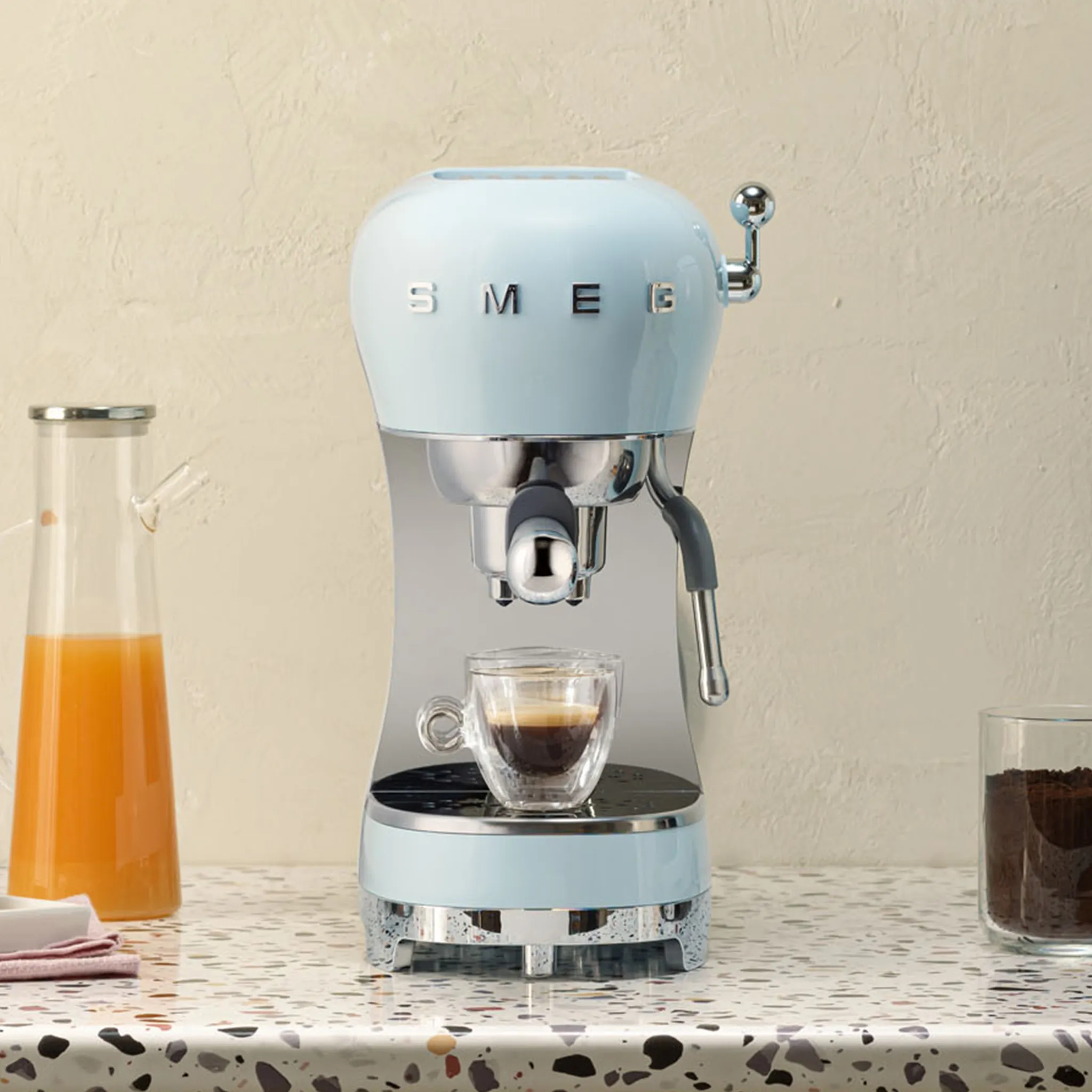 Smeg 50's Style ECF02PBEU -espressokeitin, Sininen