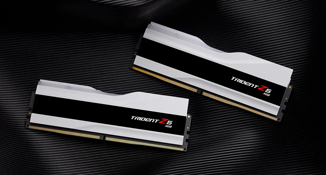 G.Skill DDR5 - 32GB - 6000 - CL - 32 (2x 16 GB) dual kit, RAM (white, F5-6000J3238F16GX2-TZ5RW, Trident Z5 RGB, INTEL XMP)
