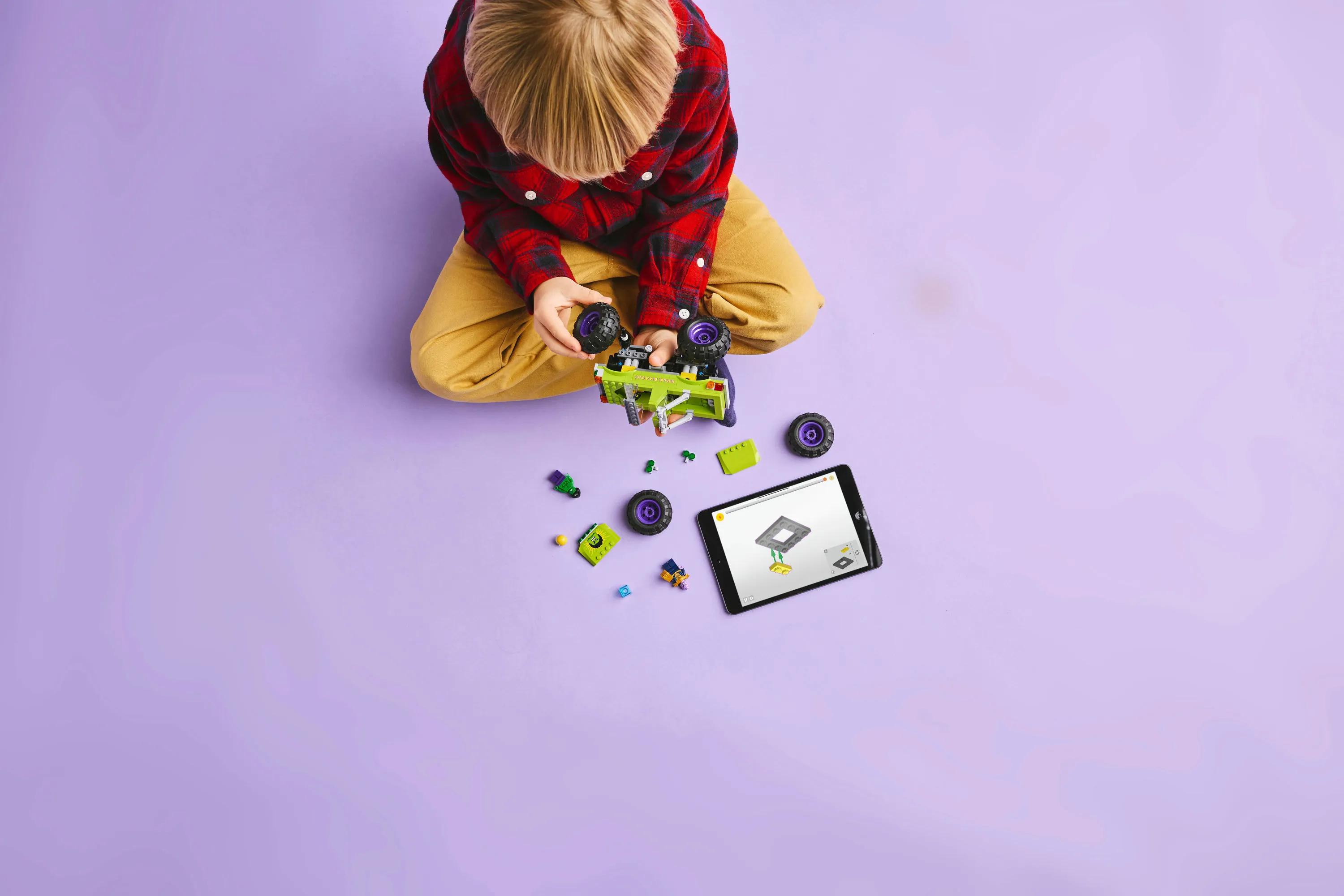 LEGO Marvel Hulkin monsteriauto vastaan Thanos 76312