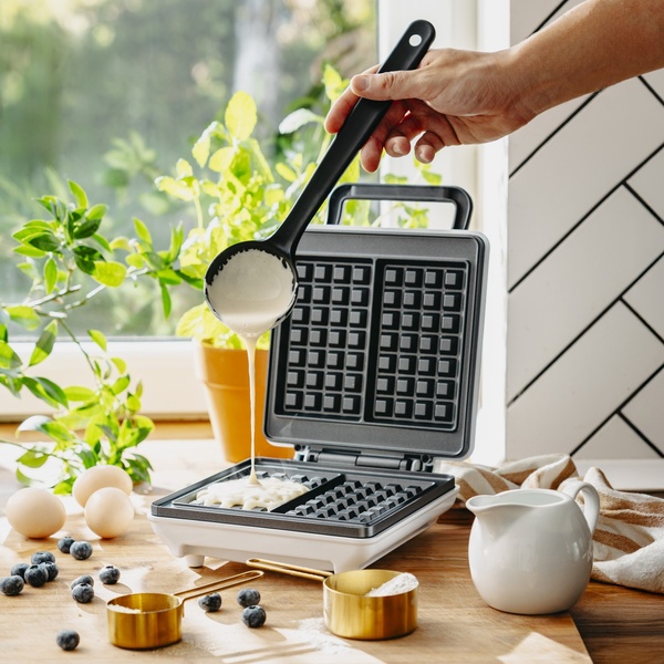 ADLER MS 3091 Waffle Iron 1800 W White