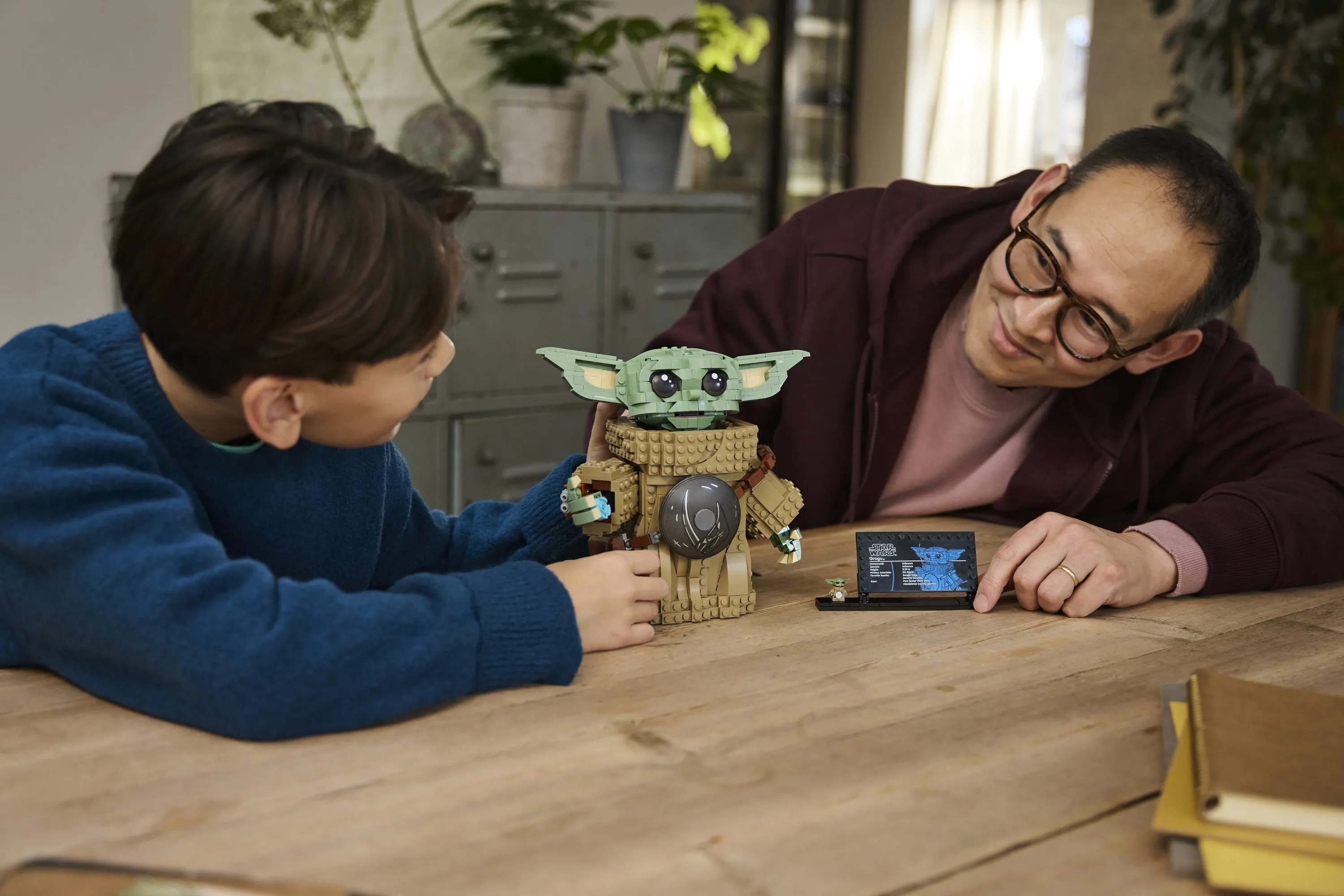 LEGO Star Wars Grogu (Mandalorian Apprentice) 75446