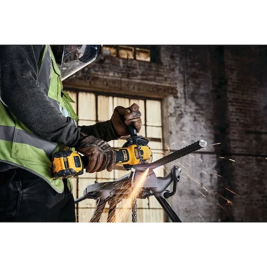 DEWALT DCG409VSNT 18V XR Brushless Cordless Angle Grinder, 125 mm (Body Only, T-STAK Case)
