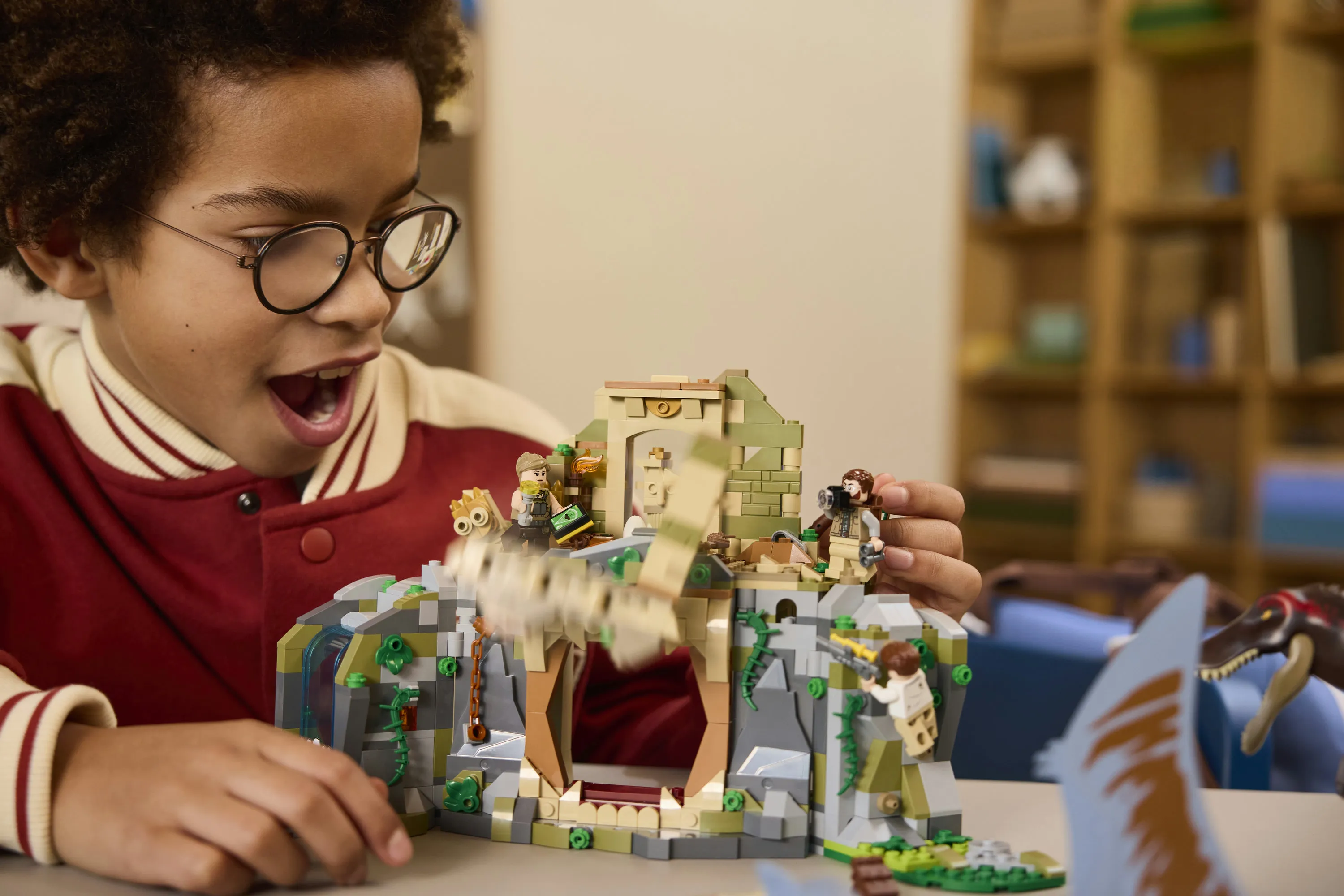 LEGO Jurassic World Spinosaurus och Quetzalcoatlus flykt i luften 76976