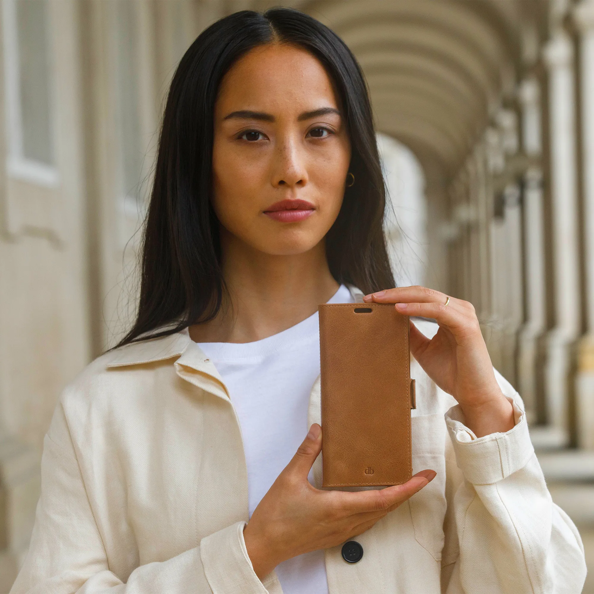 Dbramante1928 Lynge, iPhone 14 Pro Max - Wallet Case, Tan