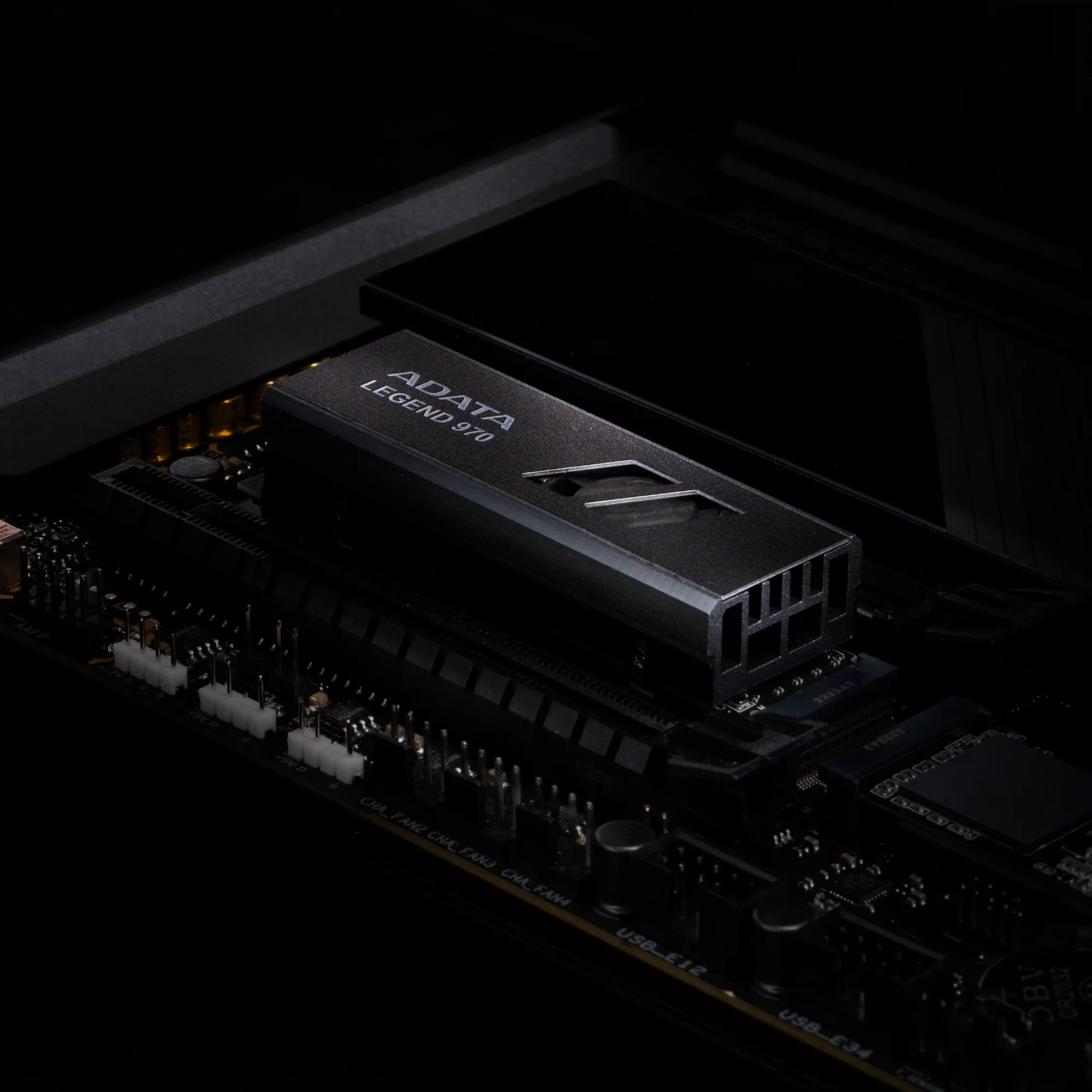 ADATA Legend 970 Heatsink 2 TB M.2 PCIe 5.0 NVMe SSD