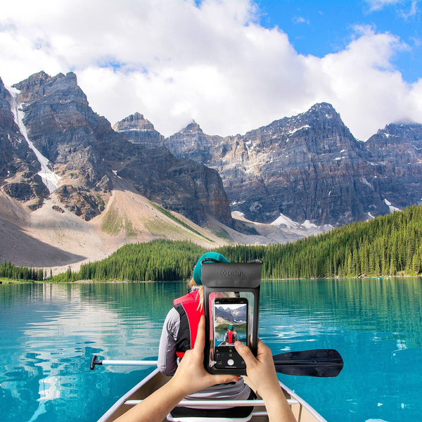 CELLY WATERPROOF BAG FOR SMARTPHONES UP TO 6.5&quot; BLACK