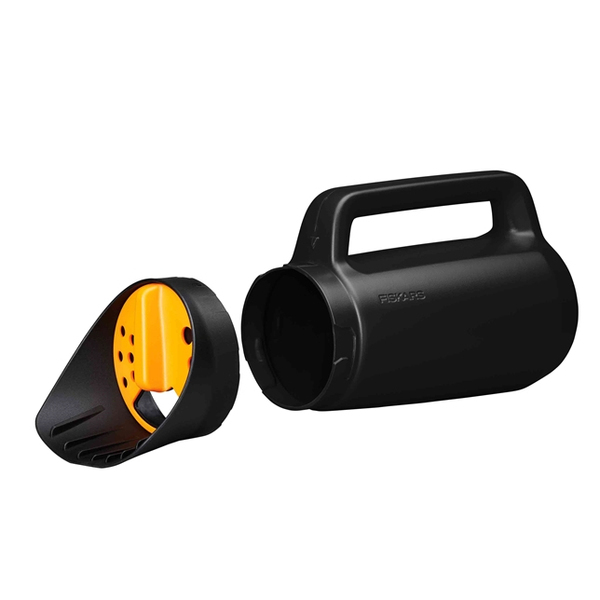 Fiskars Solid -k&auml;silevitin 2,3 l musta