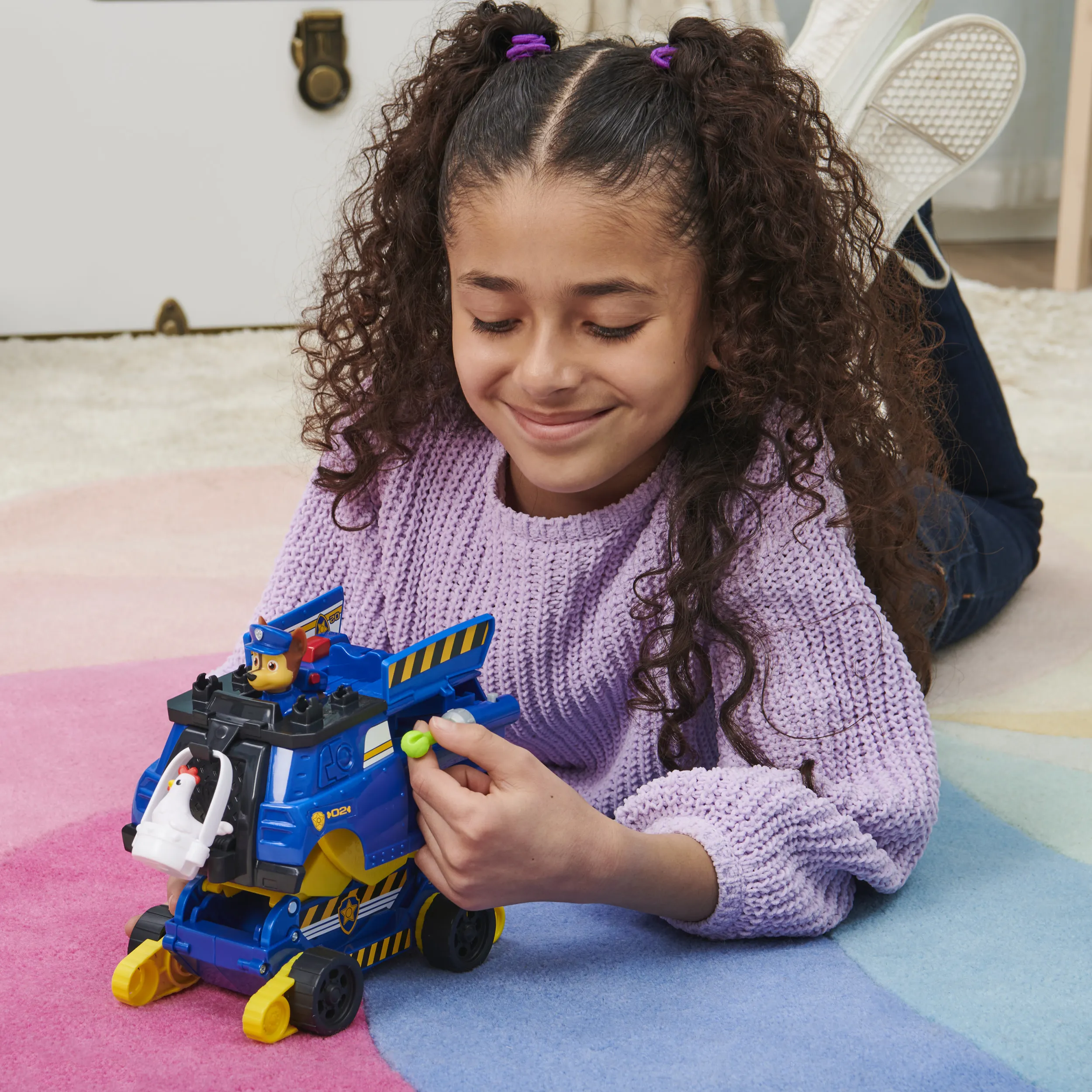 Spin Master Paw Patrol Chases Rise and Rescue Convertible Toy Car Toy Vehicle (Blue/Yellow, Includes Action Figures and Accessories)