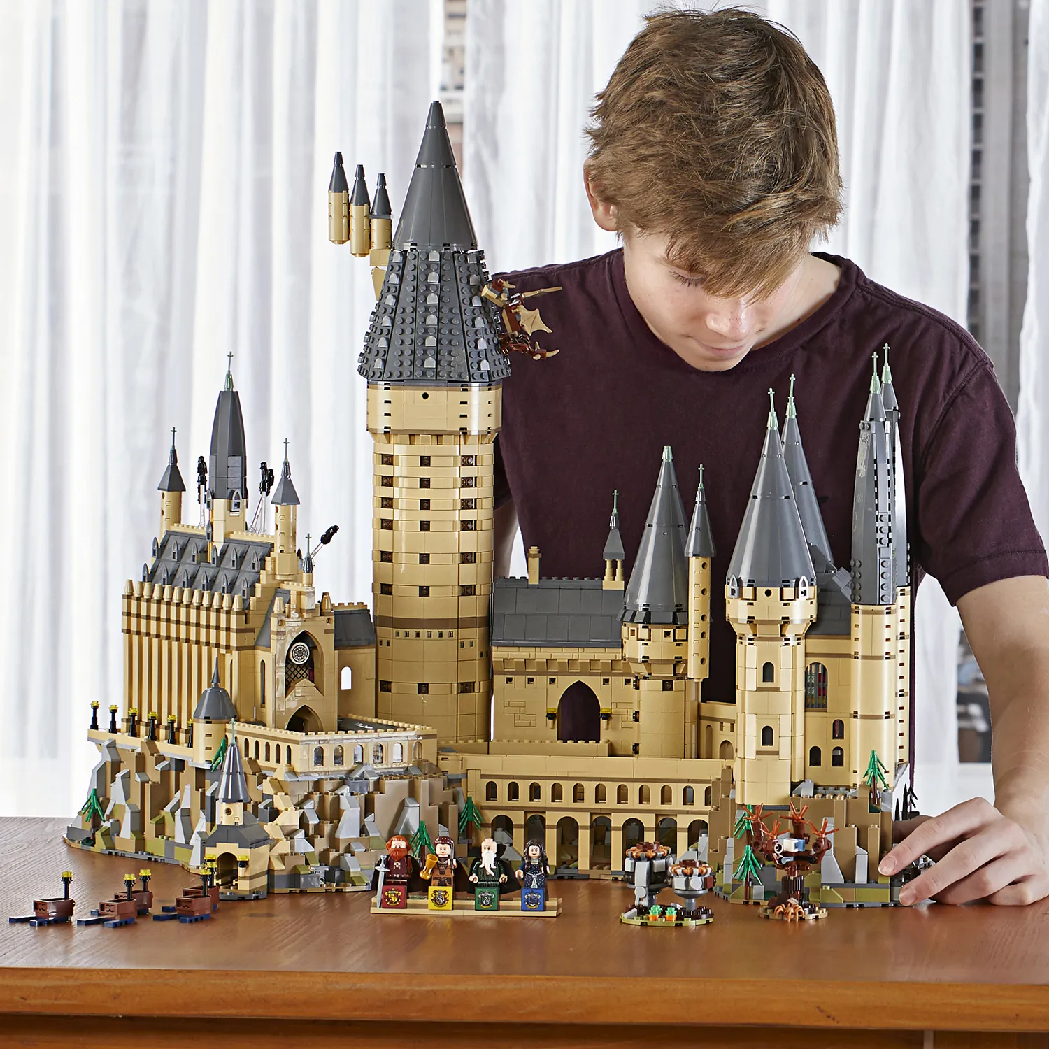 LEGO Harry Potter Tylypahkan linna 71043