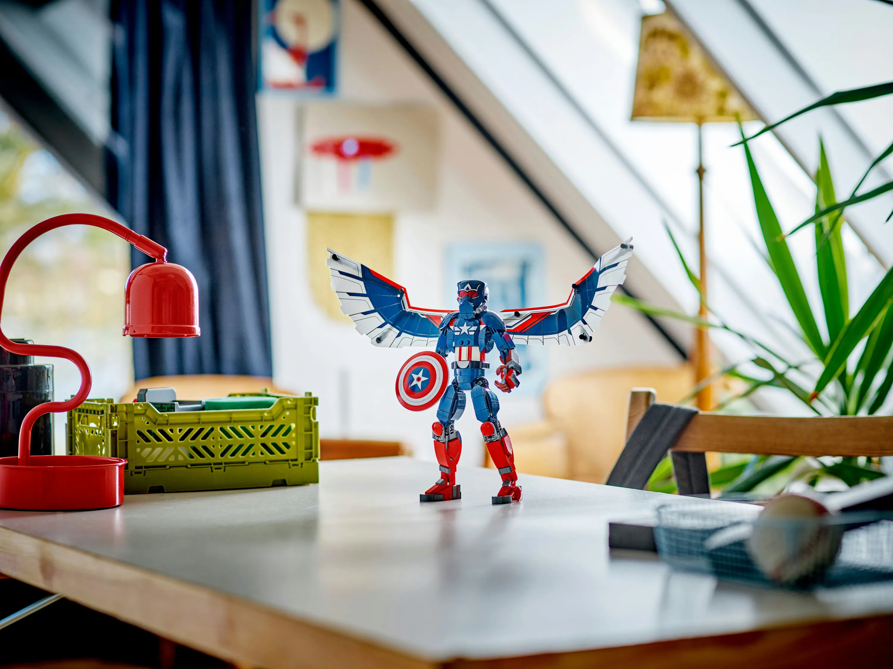LEGO Marvel Uusi rakennettava Captain America &ndash;hahmo 76296