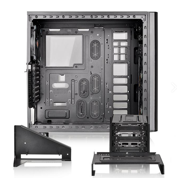 Thermaltake View 31 TG RGB Midi Tower Tool-free