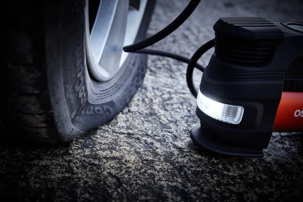 Osram Automotive TYREinflate 830 -kompressori